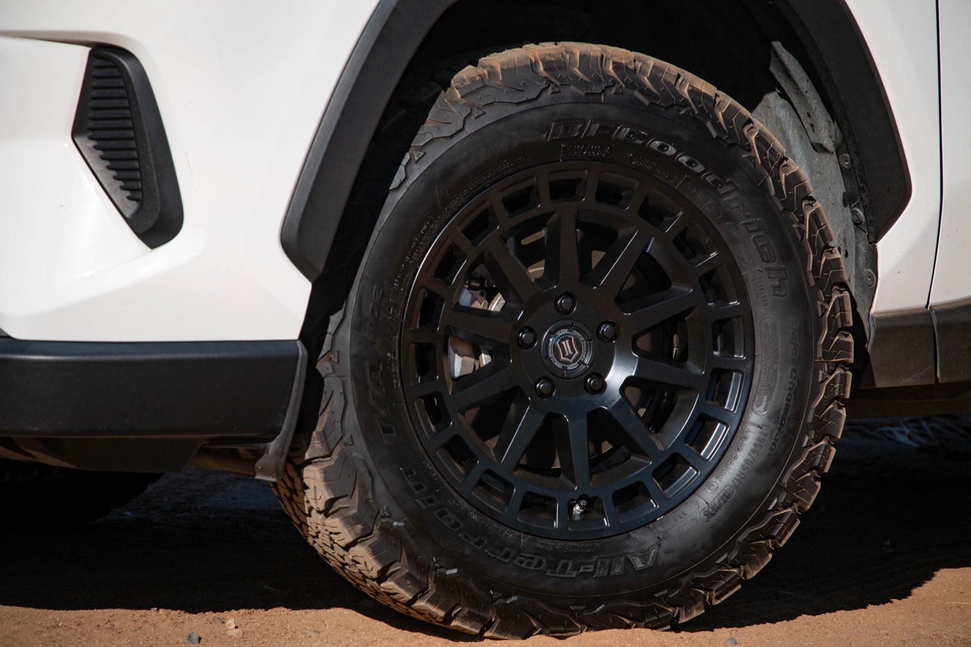 Close-up of the satin black Icon Journey wheel and KO2 tire